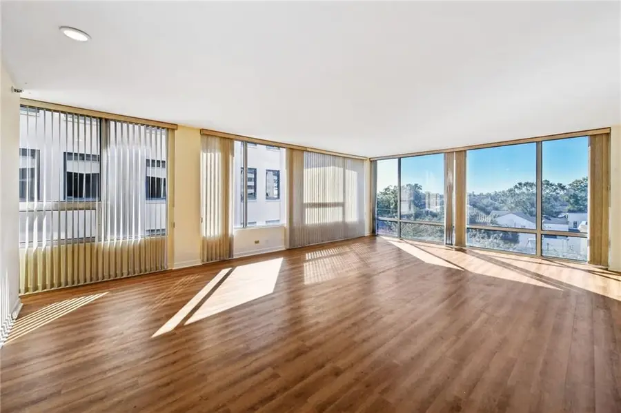 2100 St Charles Avenue #5C, New Orleans, LA 70130 - Image #3