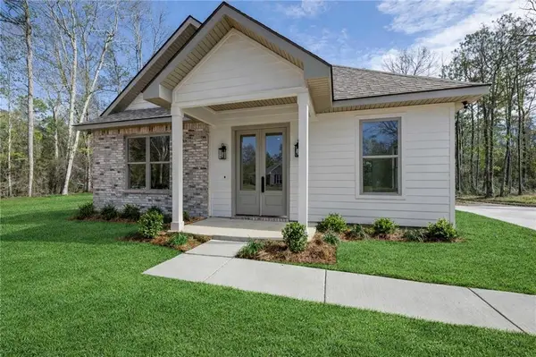 65028 Smith Road, Pearl River, LA 70452