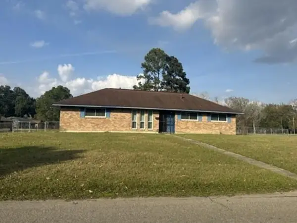6127 Glen Oaks Drive, Baton Rouge, LA 70811