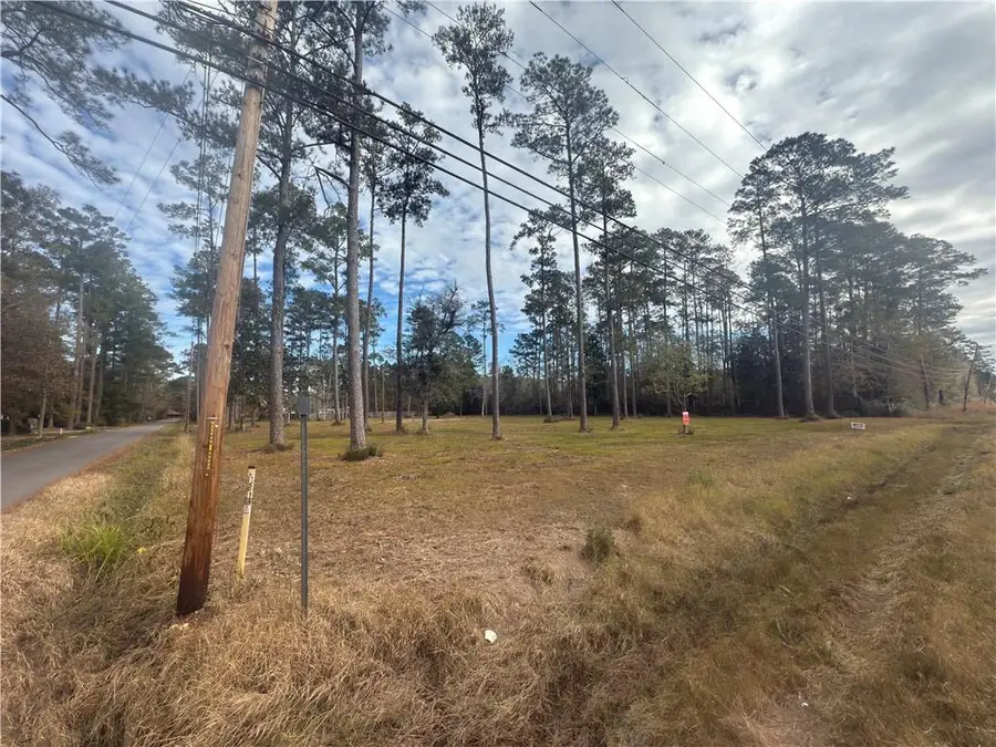 61016 Nehl Street, Lacombe, LA 70445 - Image #2