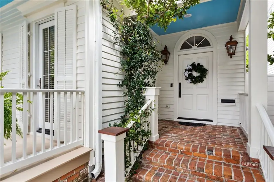 819 Eleonore Street, New Orleans, LA 70115 - Image #2