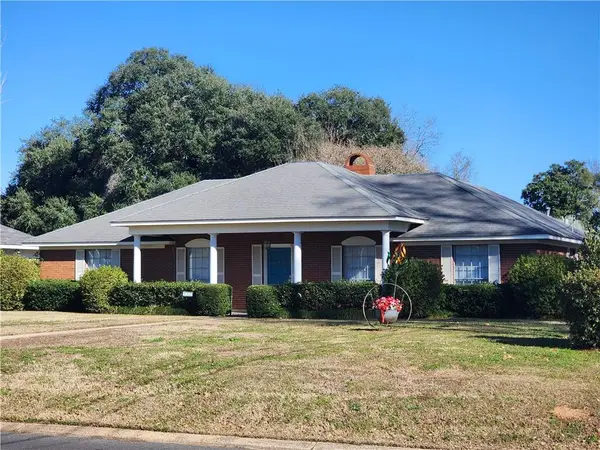 127 S Williams Avenue, Natchitoches, LA 71457
