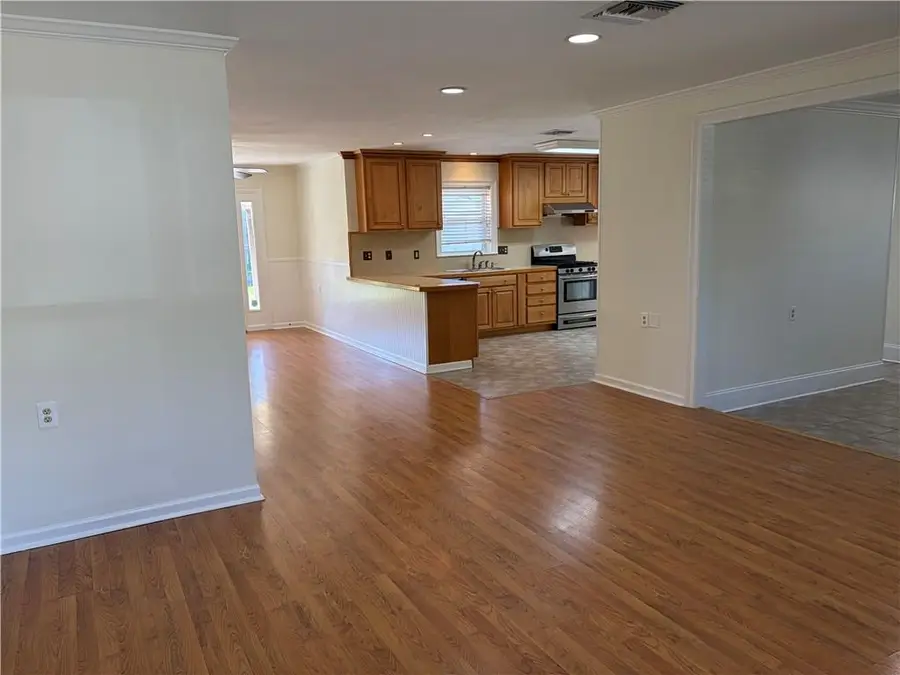 6034 Chamberlain Drive, New Orleans, LA 70122 - Image #3