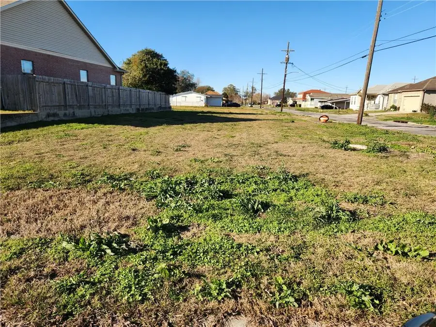 6500 Pauline Drive, New Orleans, LA 70126 - Image #2