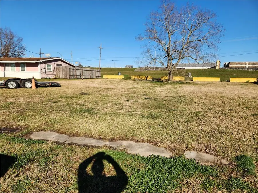 6727 Pauline Drive, New Orleans, LA 70126 - Image #2