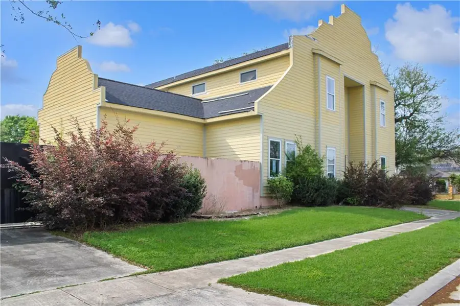 4928 Cartier Avenue, New Orleans, LA 70122 - Image #2