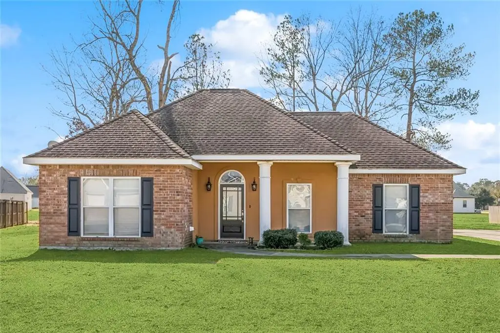 13100 E Coles Creek Loop, Hammond, LA 70403 - Image #1
