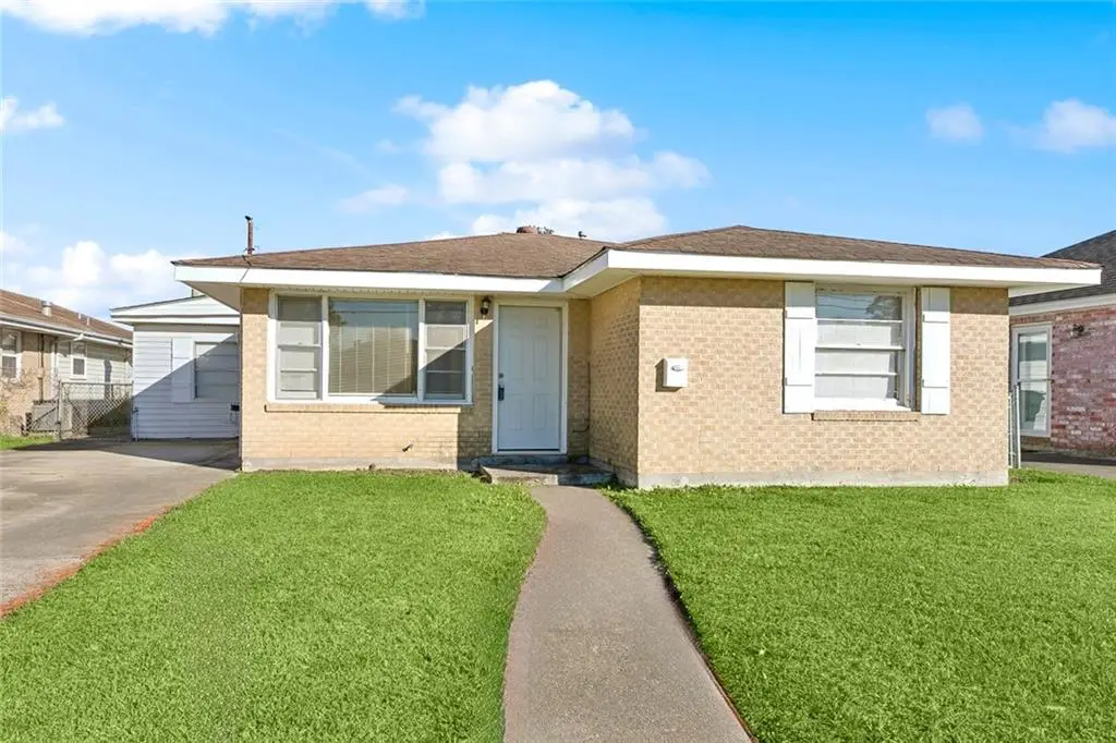 2005 Manor Heights Drive, Marrero, LA 70072 - Image #1