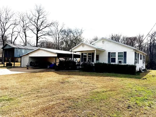 152 Fins And Feathers Drive, Marksville, LA 71351