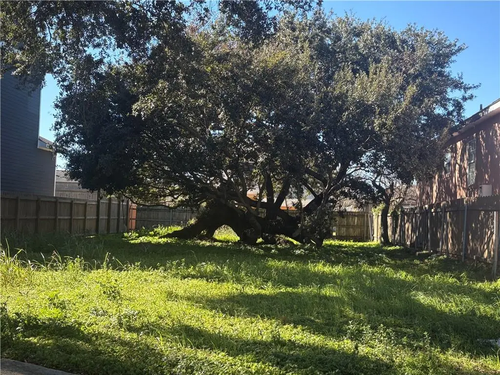 6018 Saint Anthony Avenue, New Orleans, LA 70122 - Image #1