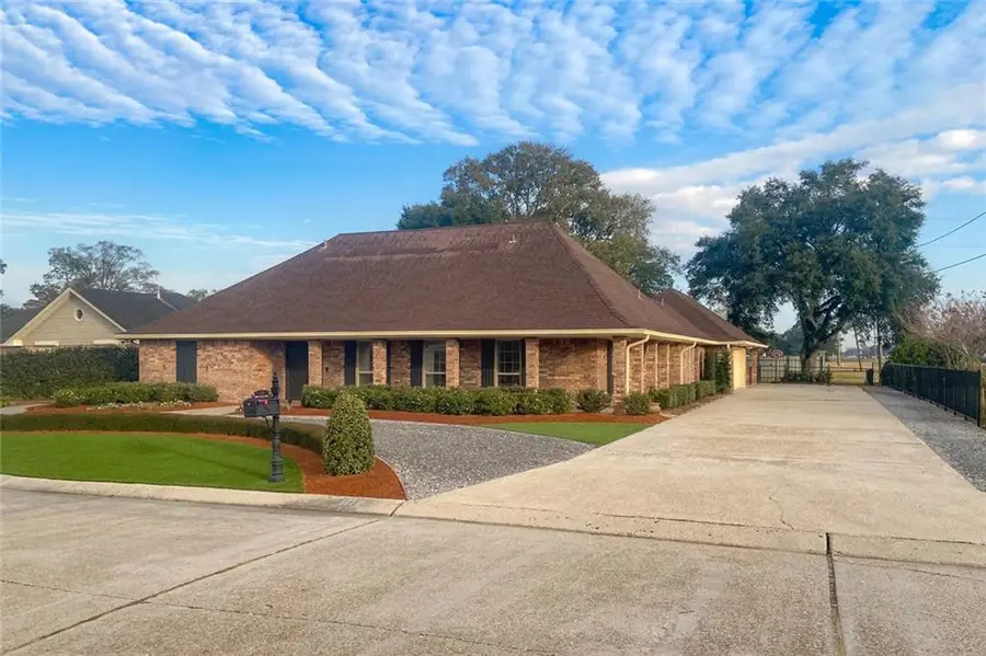 102 Liberty Street, Belle Chasse, LA 70037 - #2