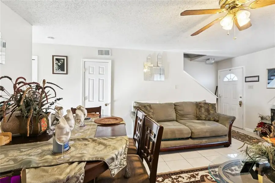 11830 W Barrington Drive, New Orleans, LA 70128 - #3