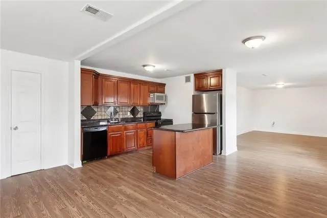 1932 Stumpf. Boulevard, Gretna, LA 70056 - #3