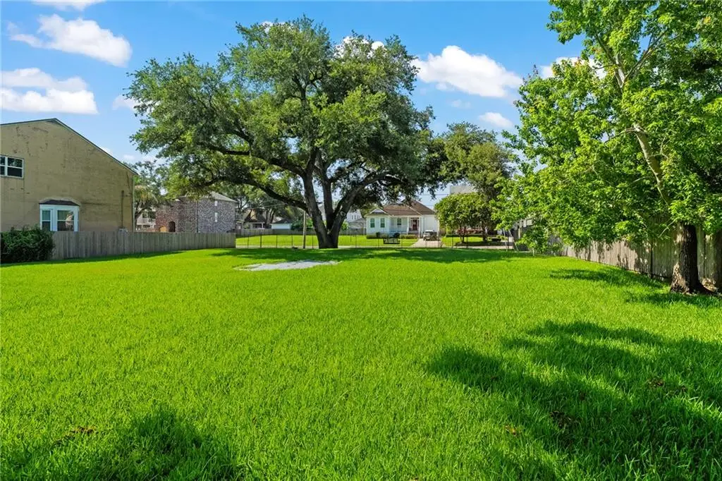 337 Stafford Place, New Orleans, LA 70124 - #1