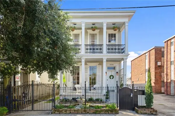 2124 Camp Street, New Orleans, LA 70130