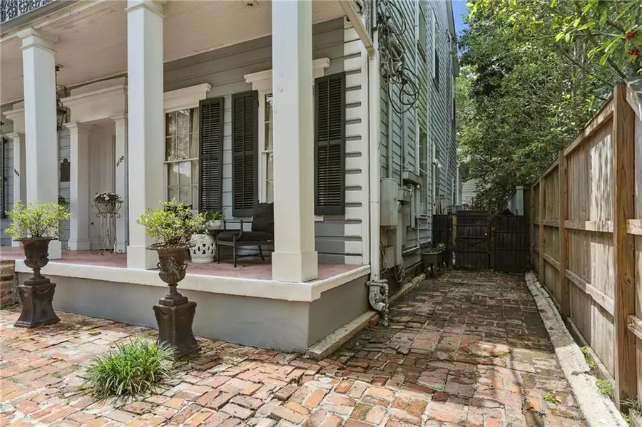 1130 Fourth Street #1130, New Orleans, LA 70130 - #3