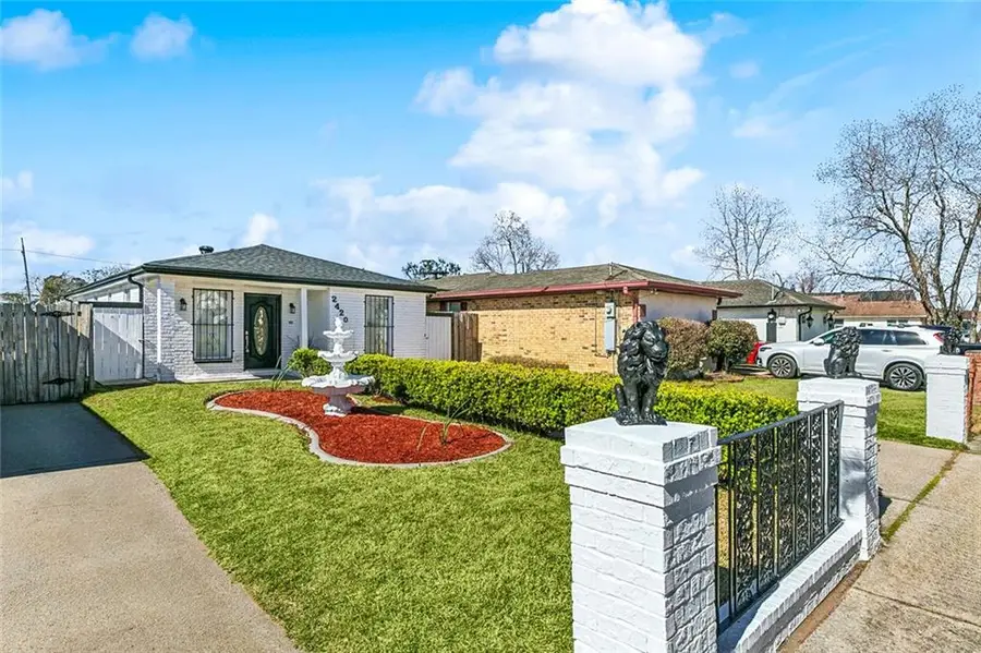 2420 Dubreuil Street, New Orleans, LA 70117 - #2