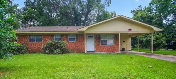 2913 Beech Street, Lecompte, LA 71346