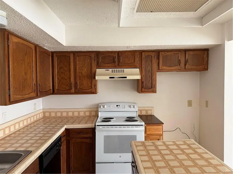 4107 Lac Saint Pierre Drive, Harvey, LA 70058 - #2