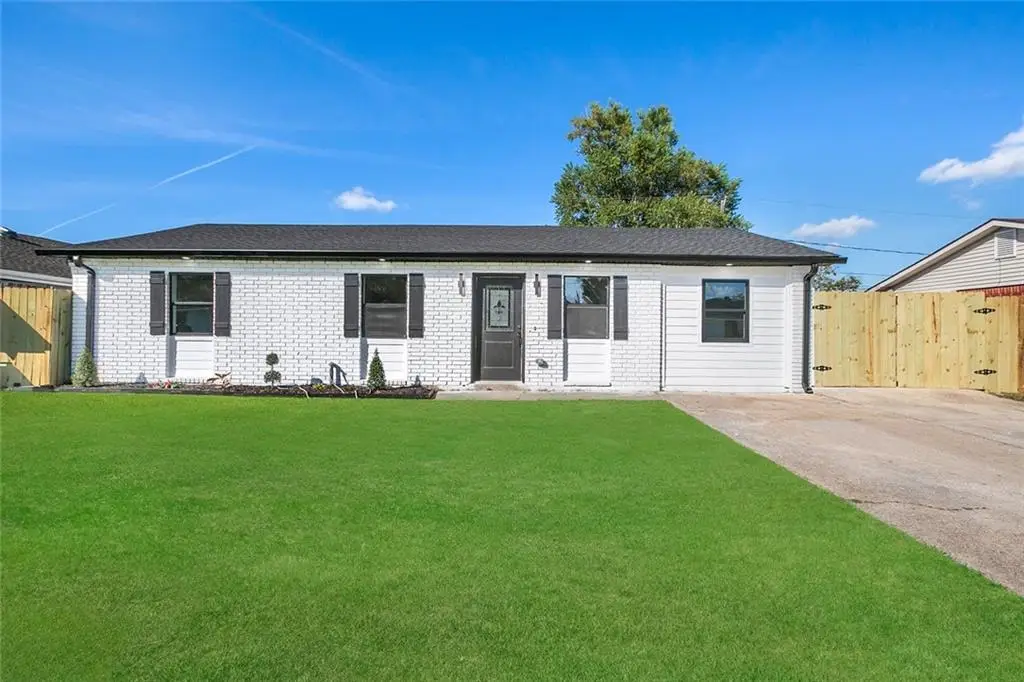 2824 Virginia Lee Drive, Marrero, LA 70072 - Image #1