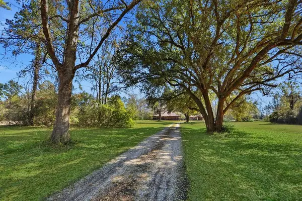 74190 Lovern Road, Pearl River, LA 70452