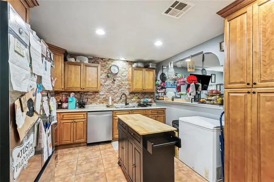 4966 Gallier Drive, New Orleans, LA 70126 - Image #3