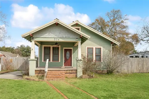 206 S 3rd Street, Ponchatoula, LA 70454