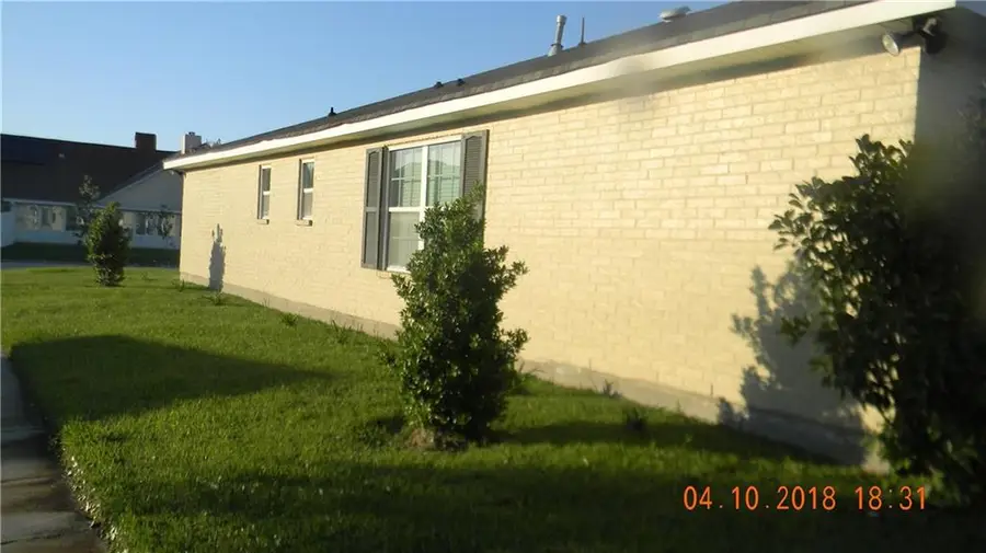 7001 E Tamaron Boulevard, New Orleans, LA 70128 - #2