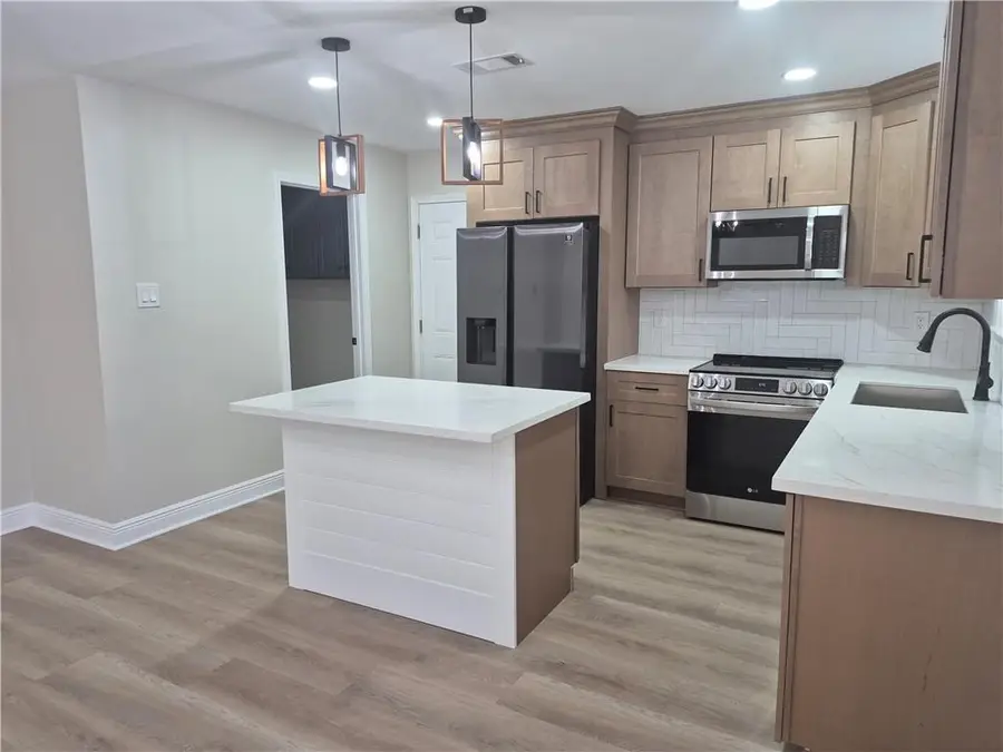 320 Elmwood Drive, La Place, LA 70068 - #3