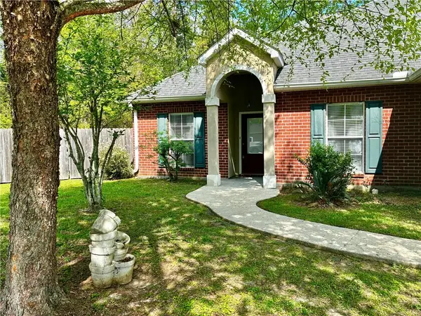 40128 Emerald Drive #B, Ponchatoula, LA 70454