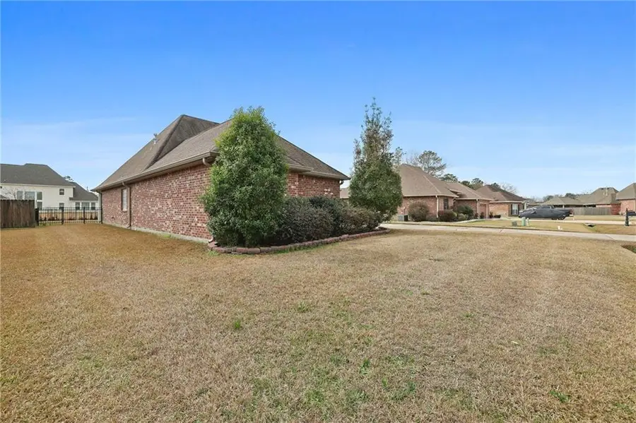 13084 E Coles Creek Loop, Hammond, LA 70403 - #3