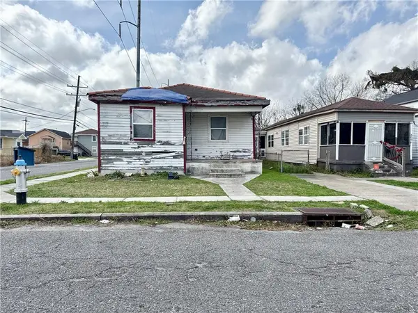 3000 Mandeville Street, New Orleans, LA 70122