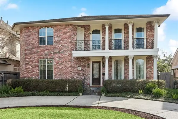 323 W Livingston Place, Metairie, LA 70005