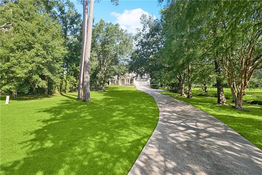 35 Elmwood Loop, Madisonville, LA 70447 - #3