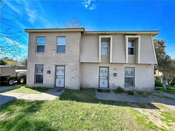 584 Holmes Boulevard, Gretna, LA 70056