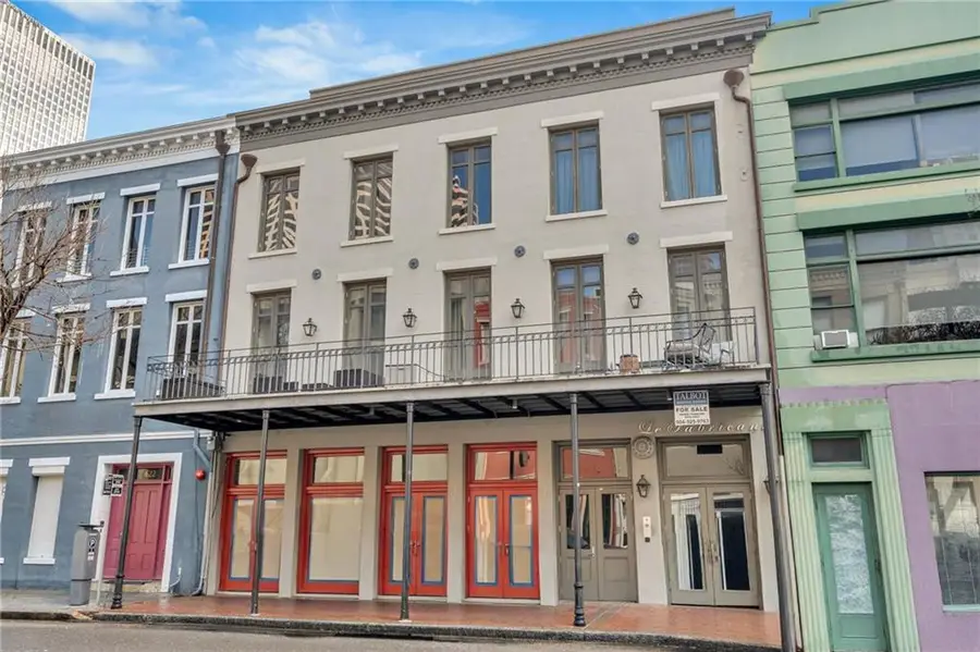 628 Baronne Street #402, New Orleans, LA 70113 - #2