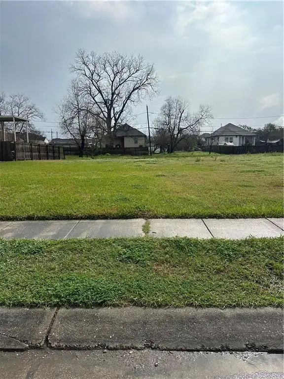 1709 Center Street, Arabi, LA 70032 - #1