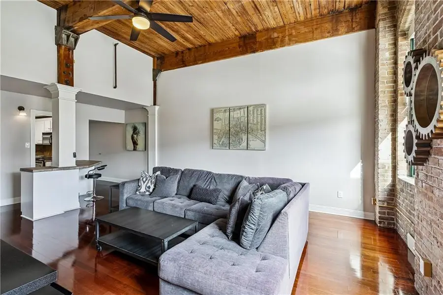 1107 S Peters Street #302, New Orleans, LA 70130 - #3