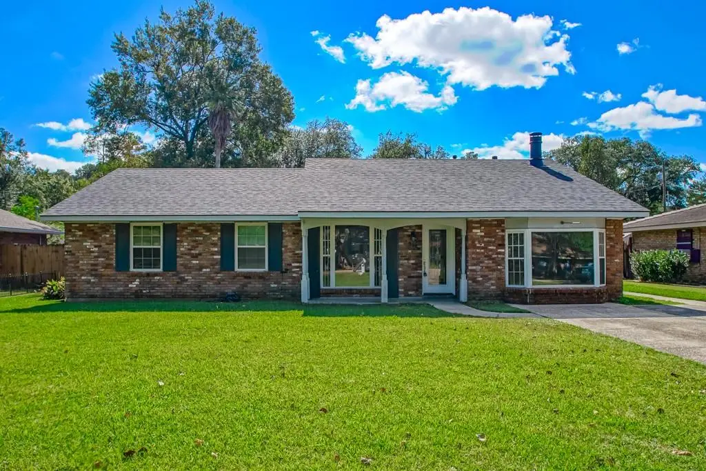 308 Robin Hood Drive, Covington, LA 70433 - #1