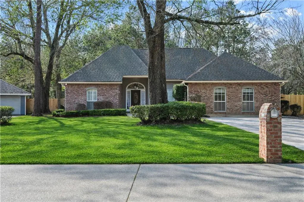 330 Westwood Drive, Mandeville, LA 70471 - #1