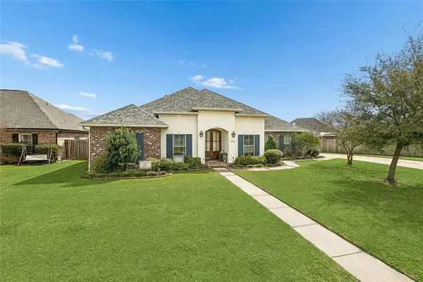 225 Betty Drive, Montz, LA 70068