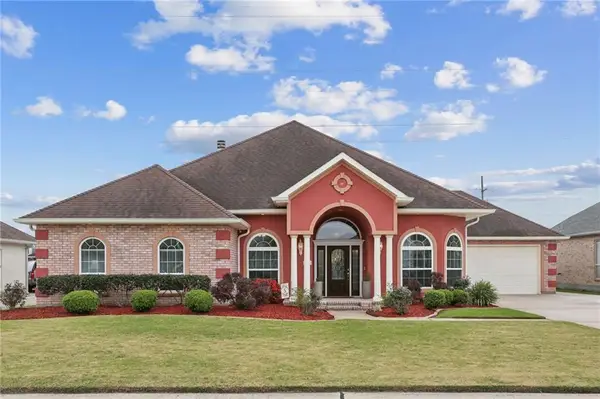 3430 Bridgewater Drive, Harvey, LA 70058