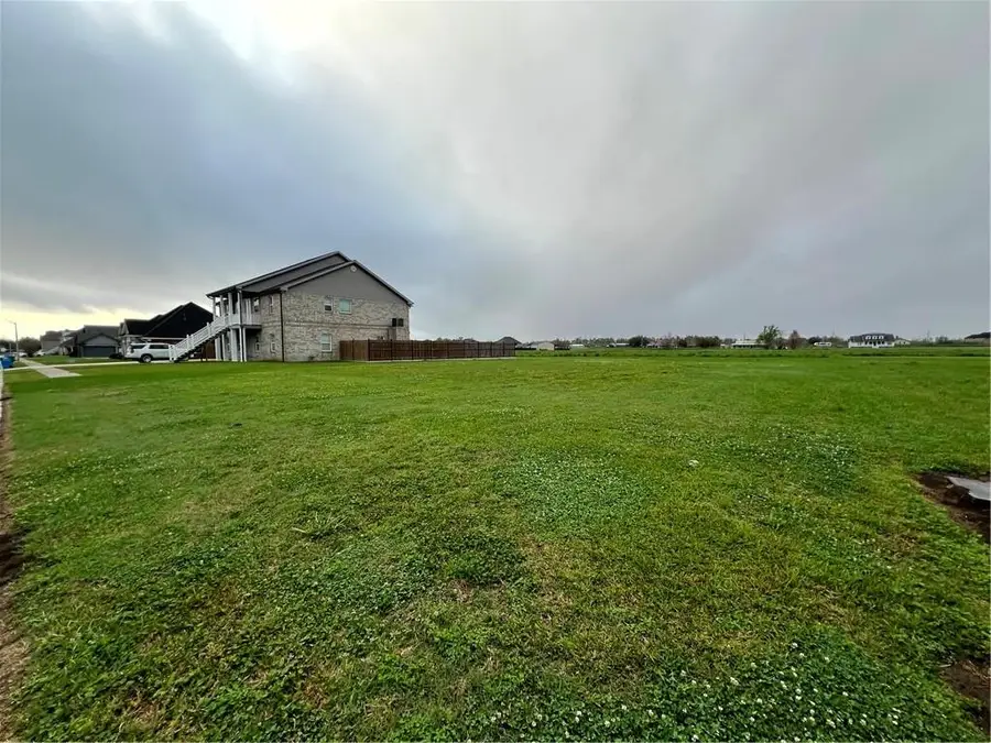 118 Beau Place, Des Allemands, LA 70030 - #2