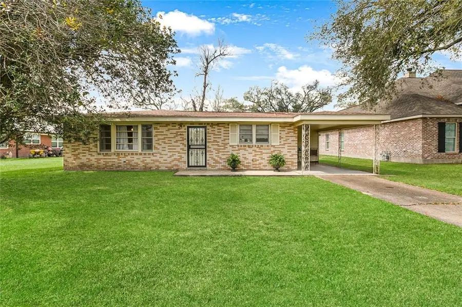 407 Pine Street, Norco, LA 70079 - #2