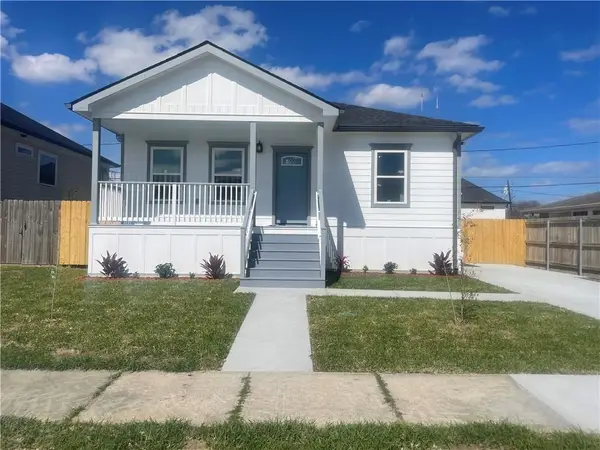 3644 Charles Drive, Chalmette, LA 70043