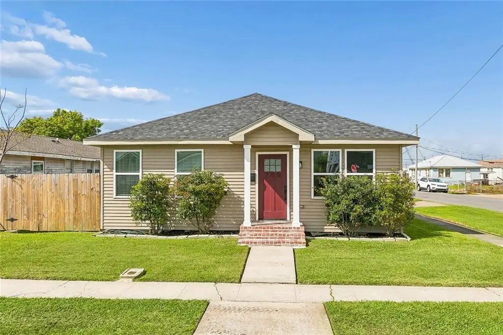 700 Estalote Avenue, Harvey, LA 70058 - #1