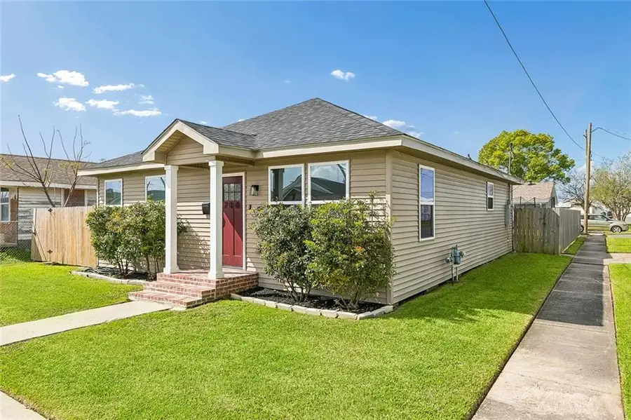 700 Estalote Avenue, Harvey, LA 70058 - #2