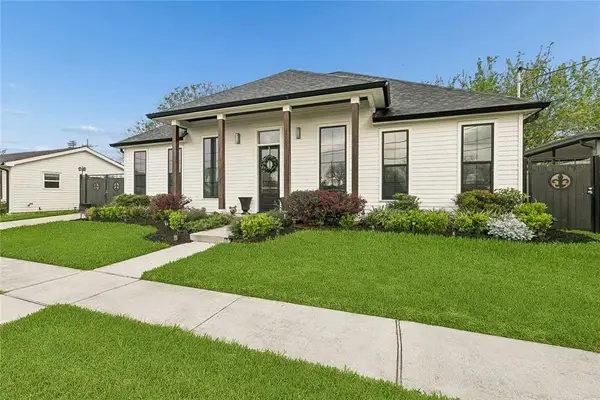 2500 Pecan Drive, Chalmette, LA 70043