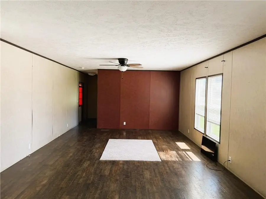 1923 W Main Street, Ville Platte, LA 70586 - #2