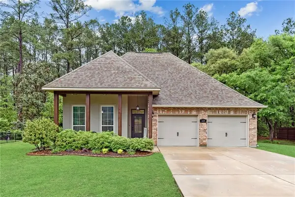 125 Grand Lake Drive, Covington, LA 70435